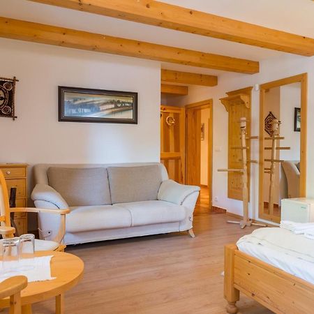 Valasske Chalupy Kycerka Hotel Velké Karlovice Kültér fotó