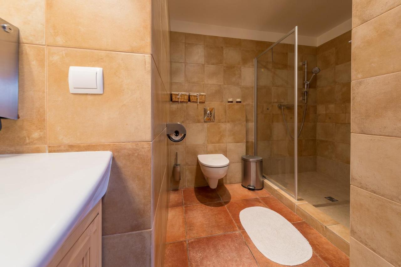 Valasske Chalupy Kycerka Hotel Velké Karlovice Kültér fotó